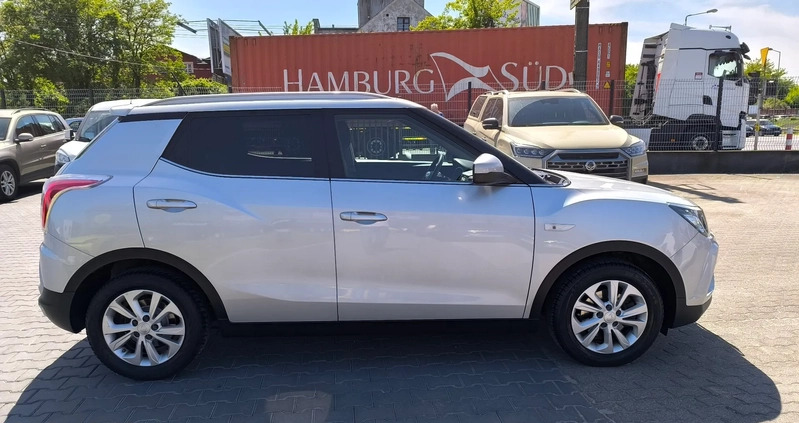 SsangYong Tivoli cena 61900 przebieg: 54000, rok produkcji 2019 z Strzegom małe 301